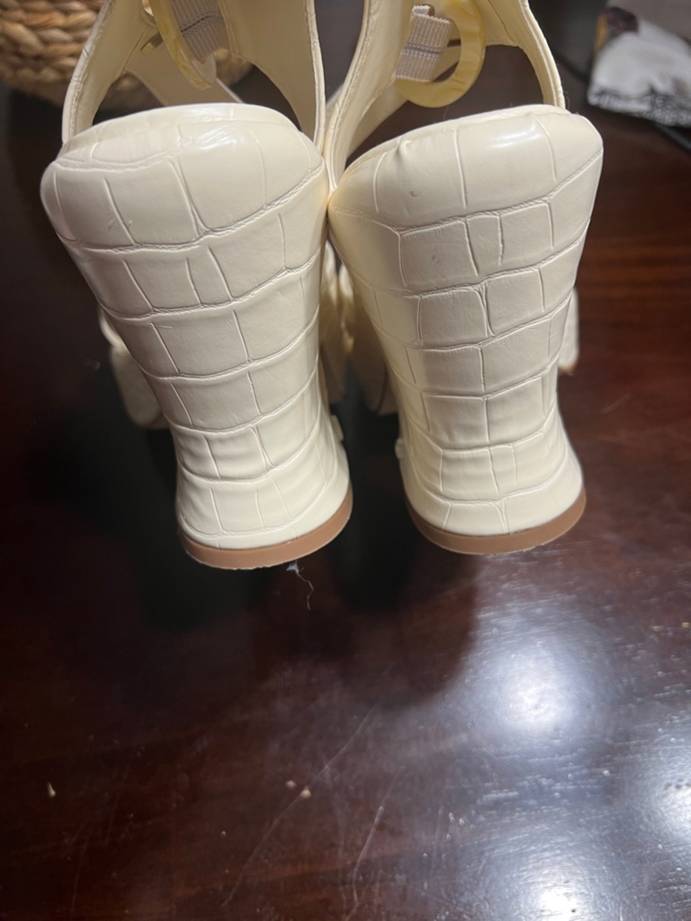 Sam Edelman - Picture 2 of 5